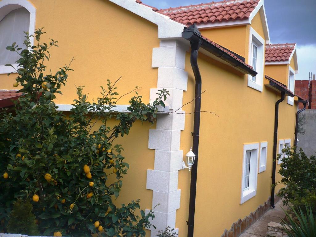 Apartments Brac Supetar Eksteriør bilde